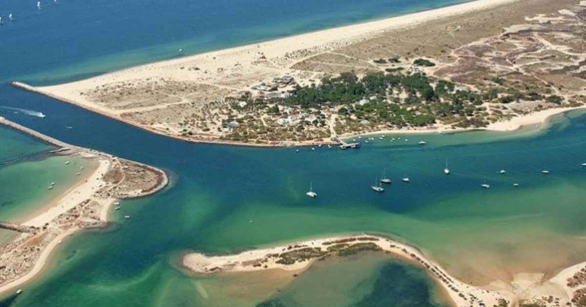 Tavira beach